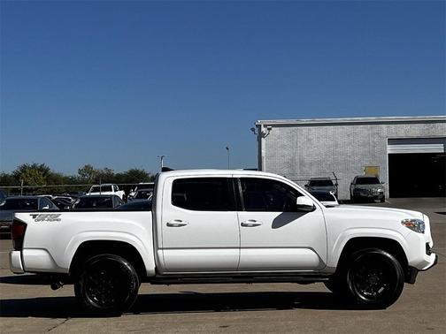2019 Toyota Tacoma SR