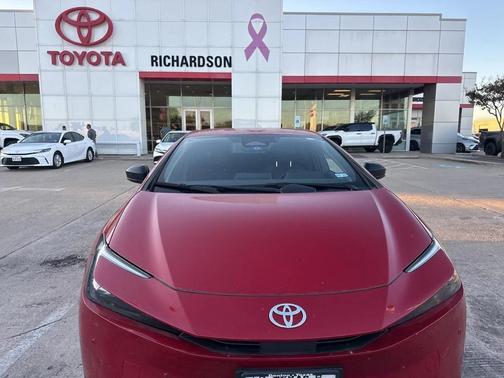 2023 Toyota Prius XLE