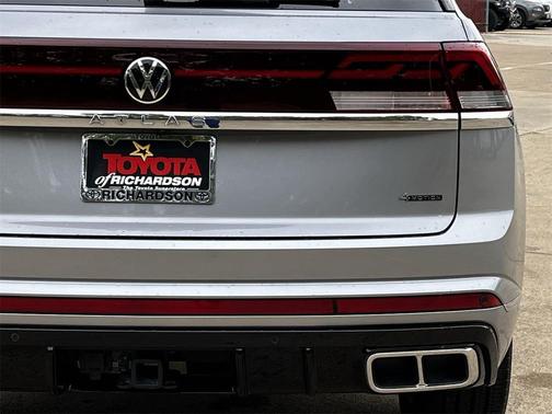 2024 Volkswagen Atlas Cross Sport 2.0T SEL Premium