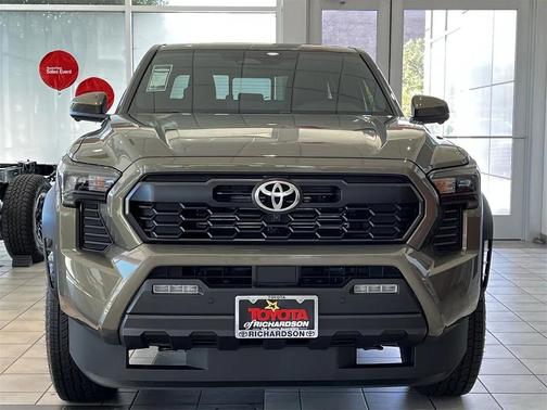 2025 Toyota Tacoma TRD Off Road