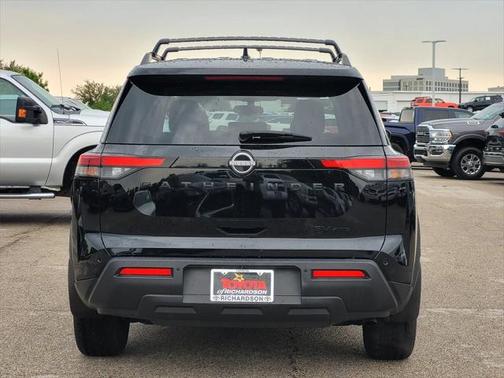 2022 Nissan Pathfinder SV 4WD