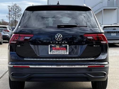2024 Volkswagen Tiguan 2.0T SE 4MOTION