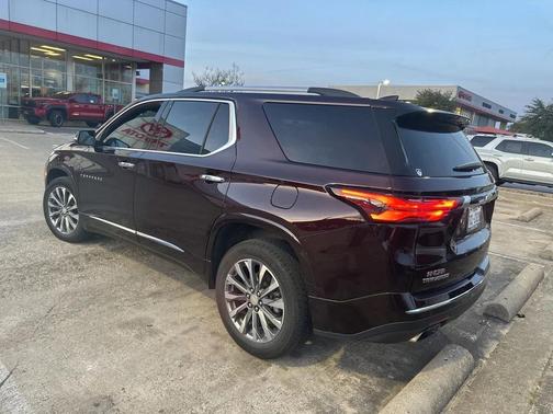 2023 Chevrolet Traverse Premier