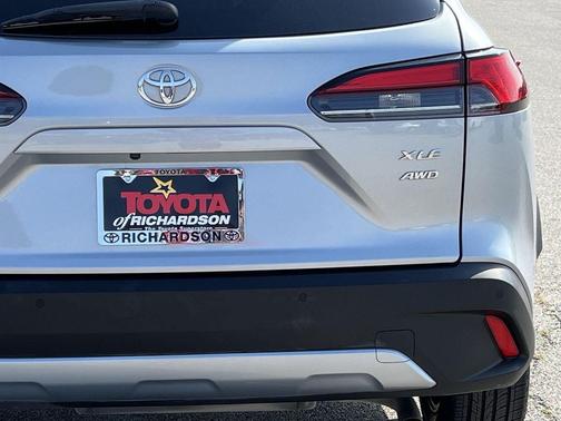 Sonic Silver 2024 Toyota Corolla Cross XLE