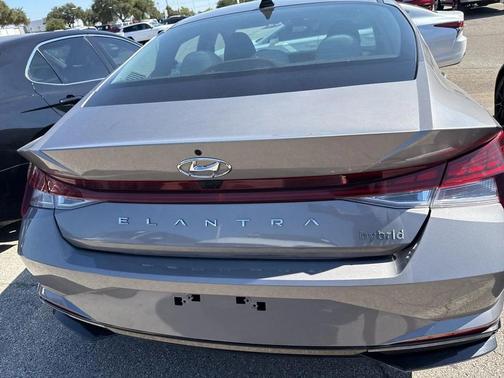 2023 Hyundai ELANTRA HEV Limited