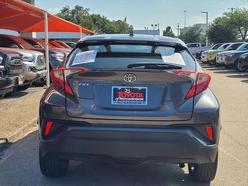 2021 Toyota C-HR XLE