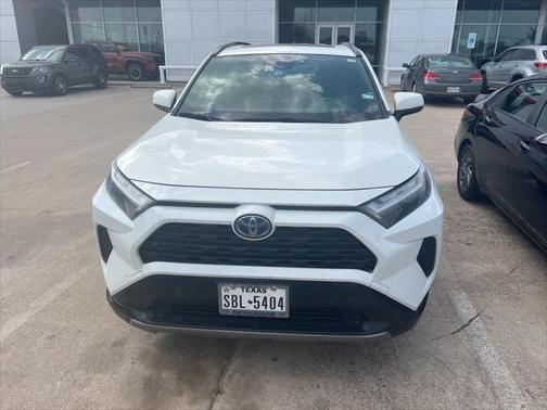 2022 Toyota RAV4 Hybrid SE
