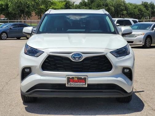 2023 Toyota Highlander Hybrid XLE
