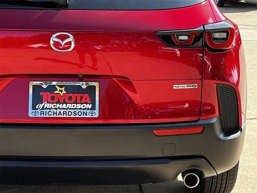 2024 Mazda CX-50 2.5 S Preferred Package