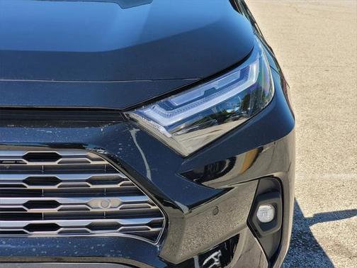 2022 Toyota RAV4 Hybrid Limited