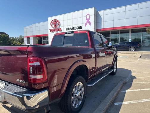 2022 RAM 2500 Laramie Crew Cab 4x4 6'4' Box