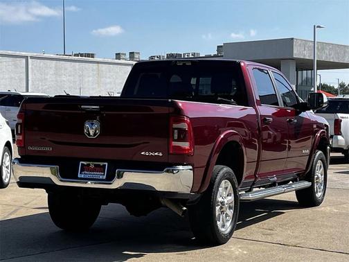 2022 RAM 2500 Laramie Crew Cab 4x4 6'4' Box