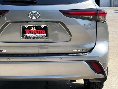 2025 Toyota Highlander Hybrid XLE