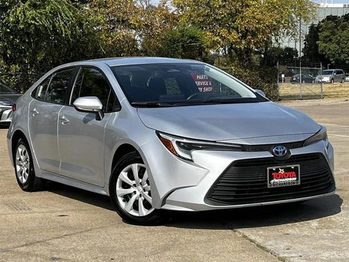 2025 Toyota Corolla Hybrid LE