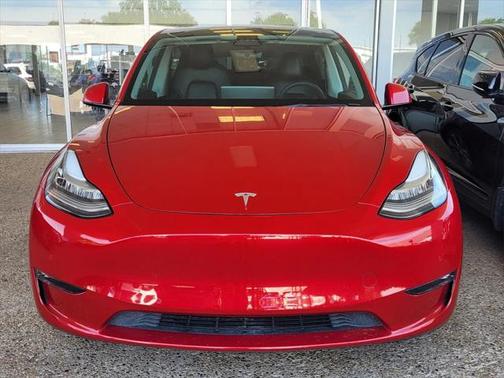 2022 Tesla Model Y Long Range Dual Motor All-Wheel Drive