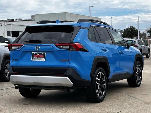 2020 Toyota RAV4 Adventure