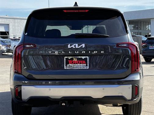 2024 Kia Telluride LX