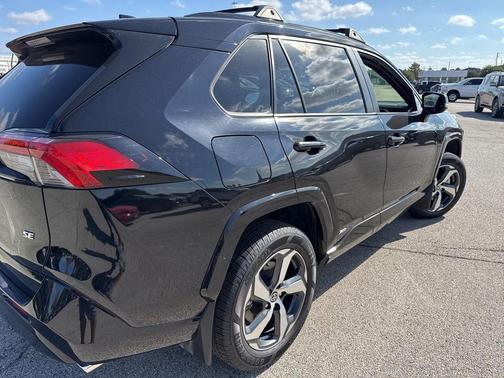 2021 Toyota RAV4 Prime SE