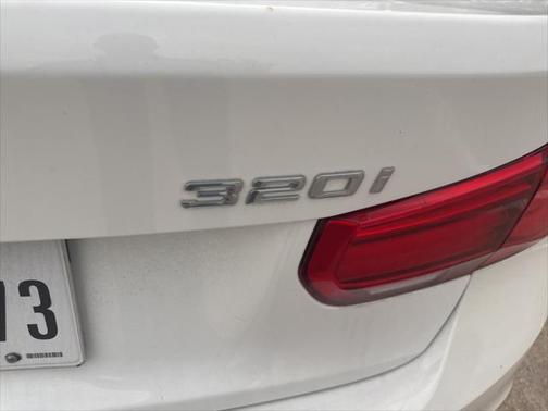 2016 BMW 320 i