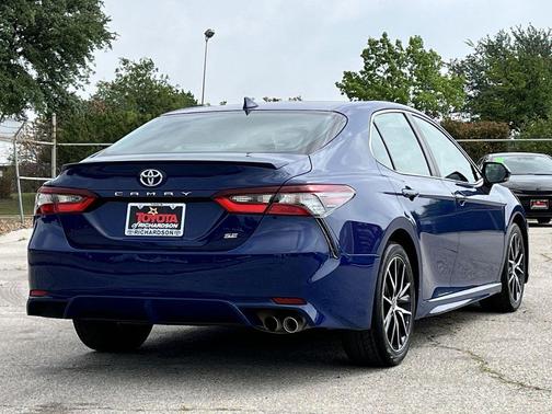 Reservoir Blue 2024 Toyota Camry SE