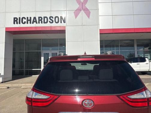 2015 Toyota Sienna Limited