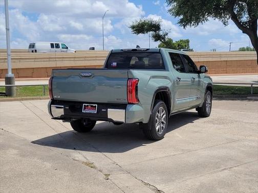 2025 Toyota Tundra Hybrid 1794 Edition