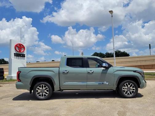 2025 Toyota Tundra Hybrid 1794 Edition