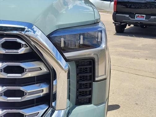 2025 Toyota Tundra Hybrid 1794 Edition