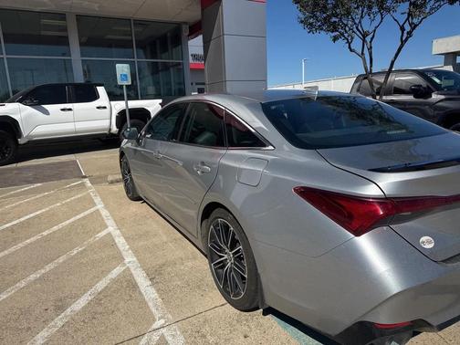 2021 Toyota Avalon Touring