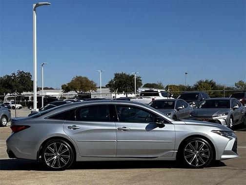 2021 Toyota Avalon Touring