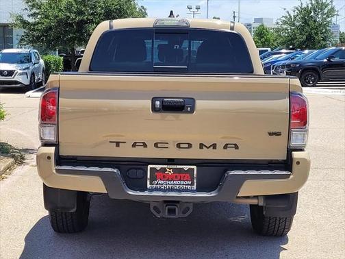 2020 Toyota Tacoma TRD Sport