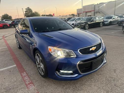 2017 Chevrolet SS Base w/Power Sunroof w/Express-Open/19-in Alloy