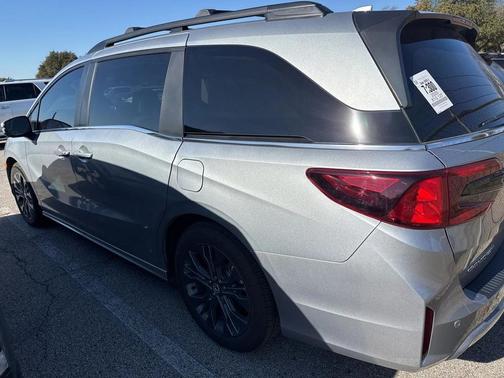 2025 Honda Odyssey Touring