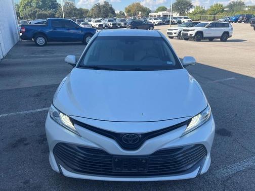 2019 Toyota Camry XLE