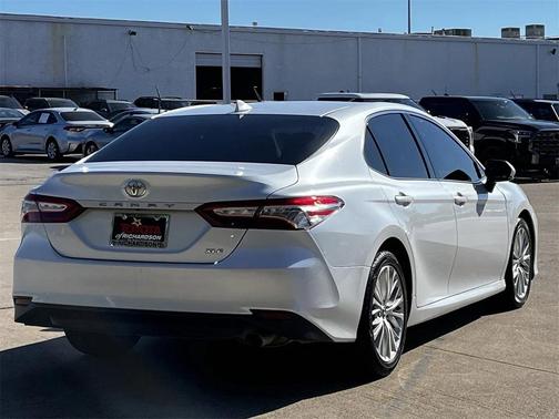 2019 Toyota Camry XLE