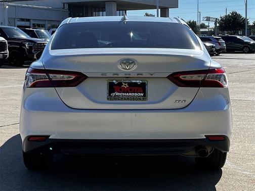 2019 Toyota Camry XLE