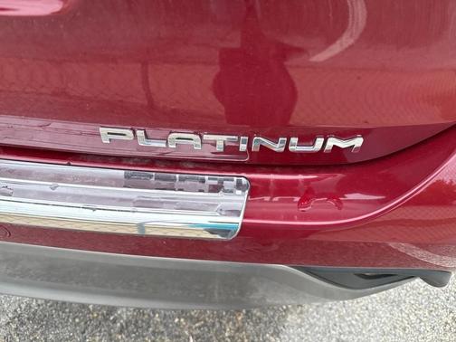 2024 Toyota Highlander Platinum