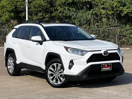 2019 Toyota RAV4 XLE Premium