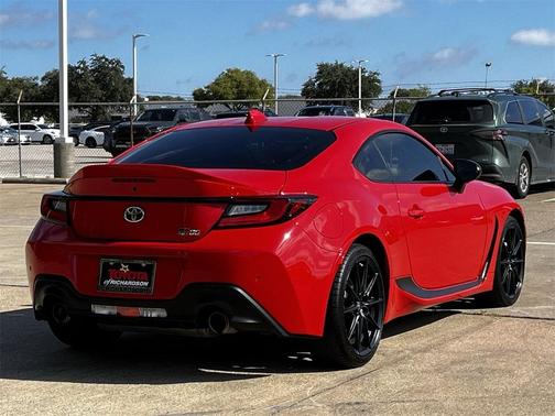 2023 Toyota GR86 Premium