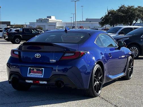 2024 Toyota GR86 Premium