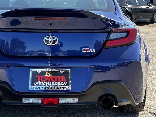 2024 Toyota GR86 Premium