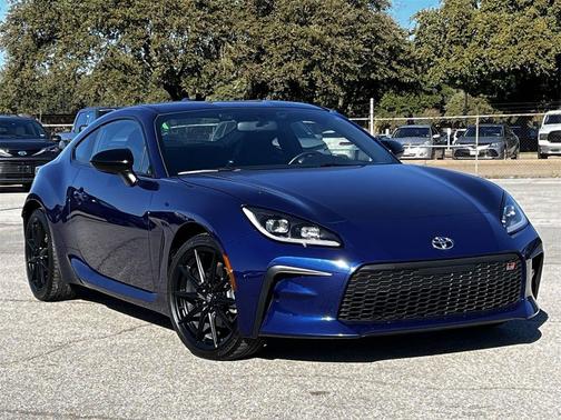 2024 Toyota GR86 Premium