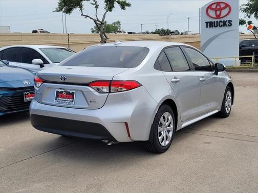 2025 Toyota Corolla Hybrid LE