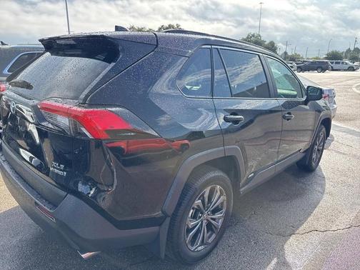 2024 Toyota RAV4 Hybrid XLE Premium