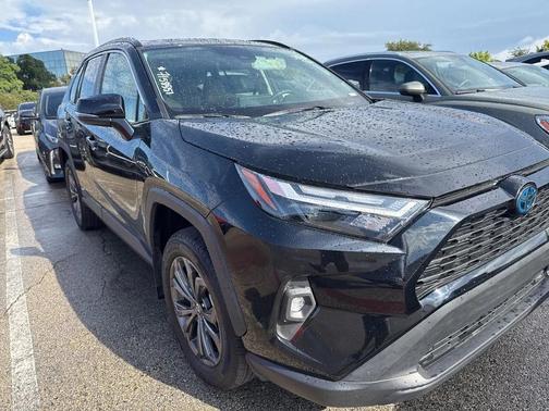 2024 Toyota RAV4 Hybrid XLE Premium