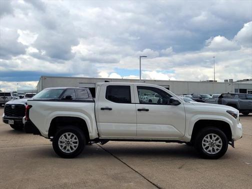 2025 Toyota Tacoma SR