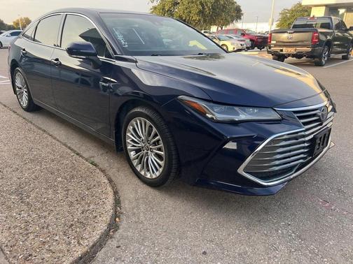 2021 Toyota Avalon Hybrid Limited