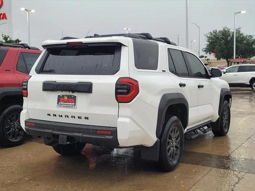2025 Toyota 4Runner SR5