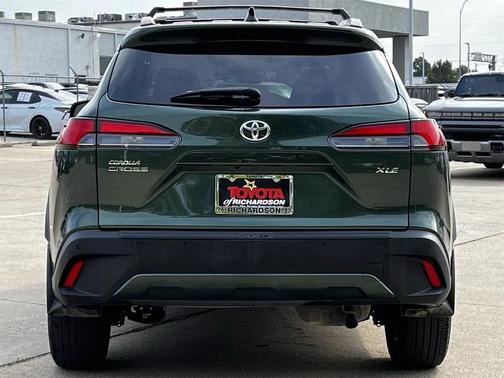 2022 Toyota Corolla Cross XLE