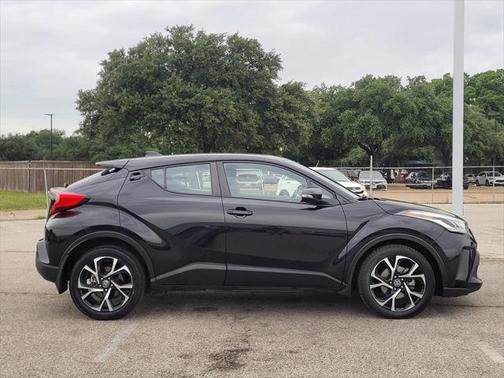 2021 Toyota C-HR XLE